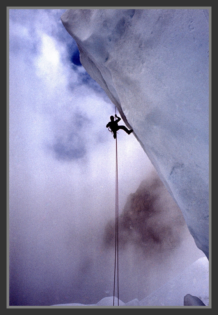 Descending a serac on the Charpoua glacier, Chamonix