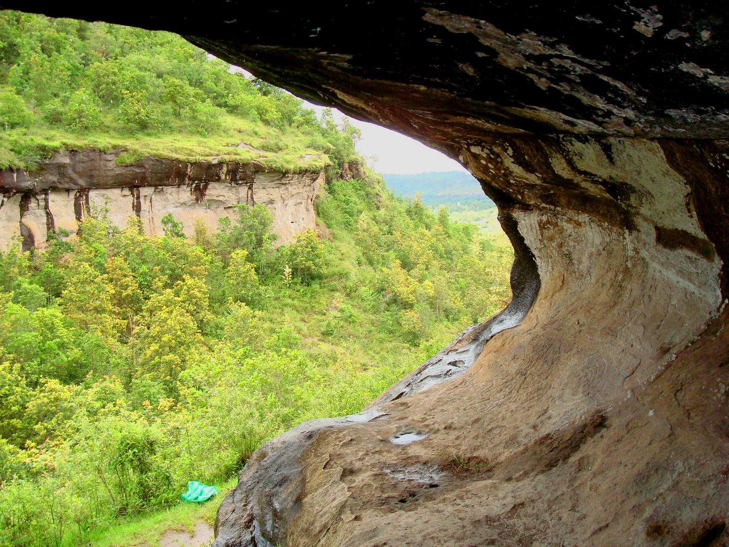 Desde El interior de una Cueva