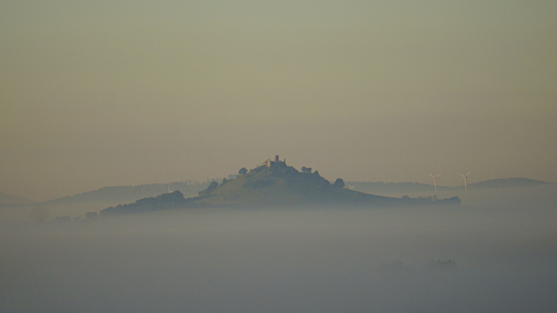 Desenberg im Nebel