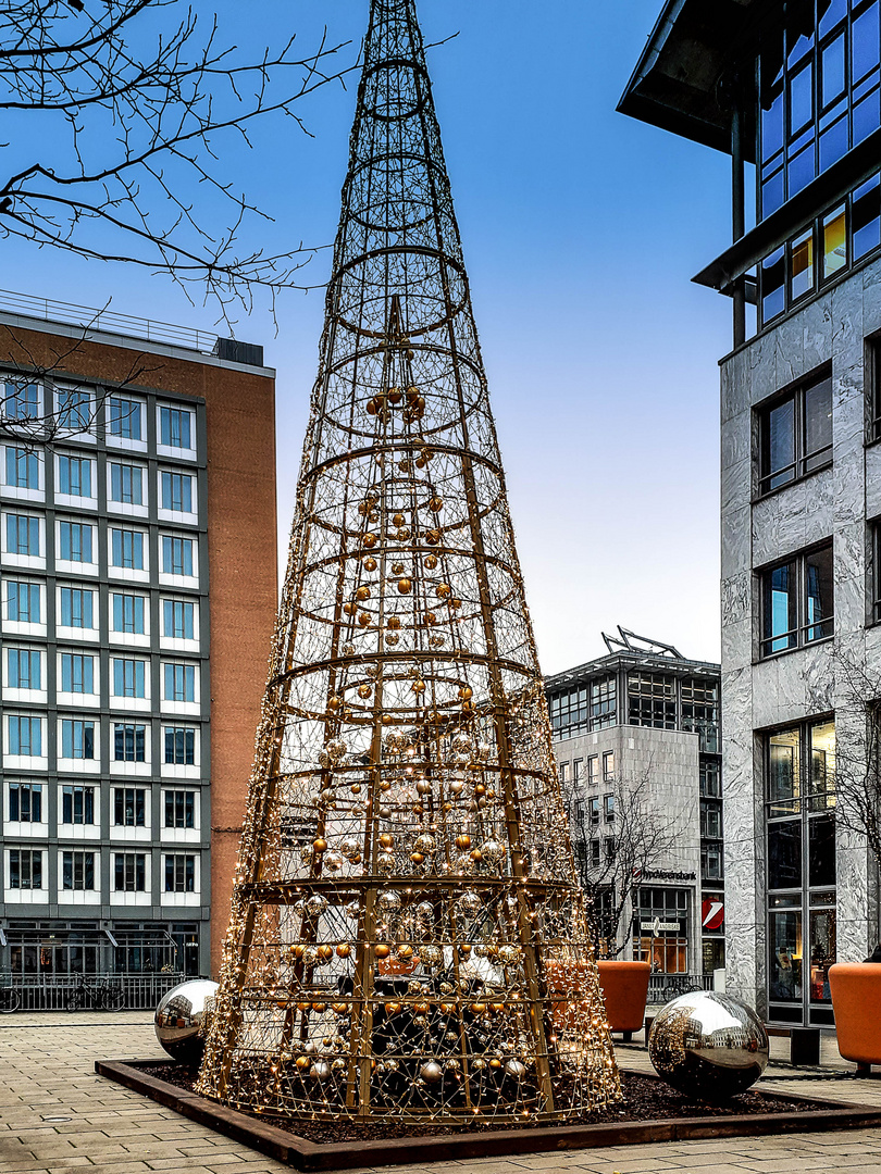  Design-Großstadt-"Weihnachtsbaum" ...
