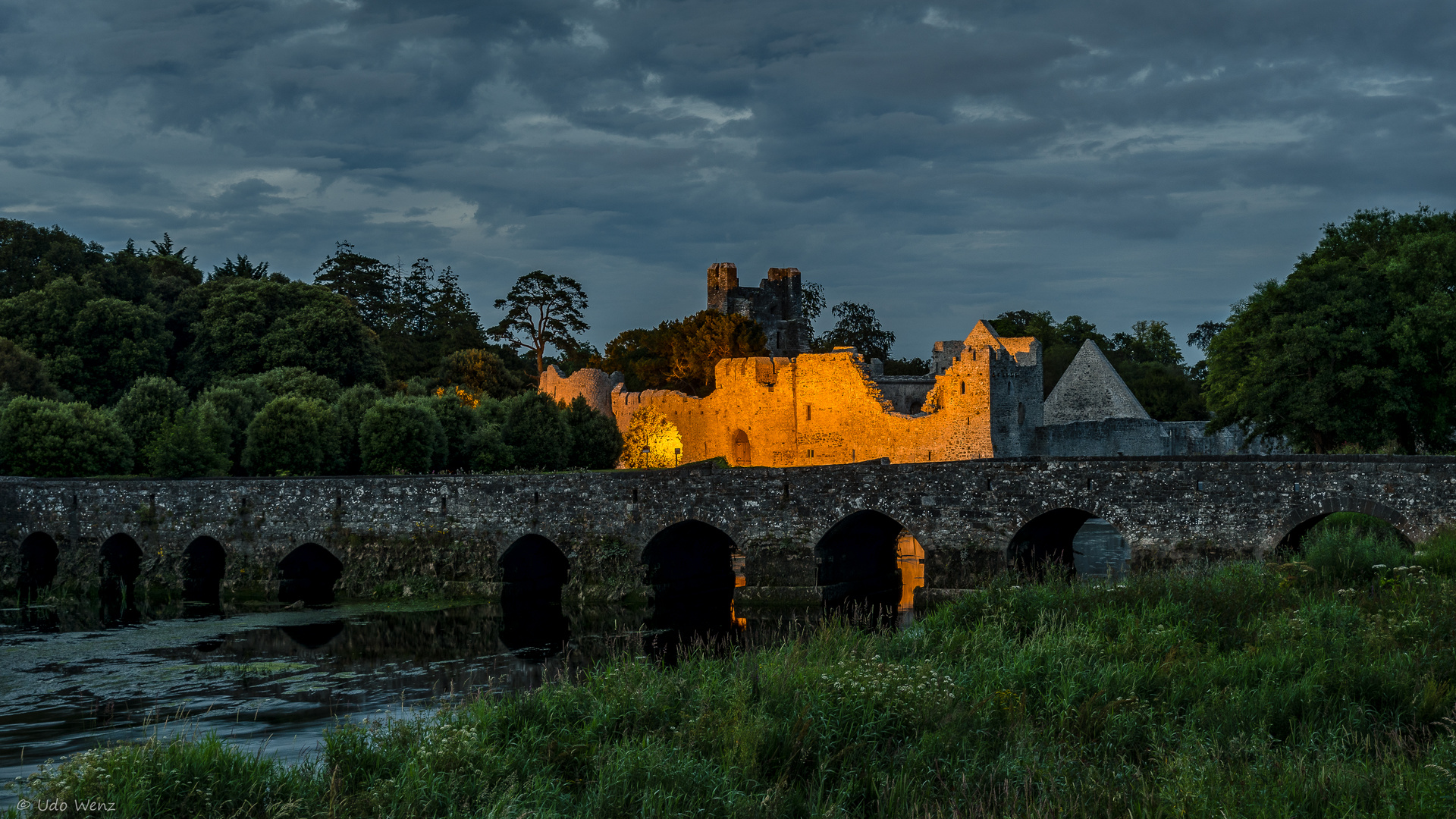  Desmond Castle...