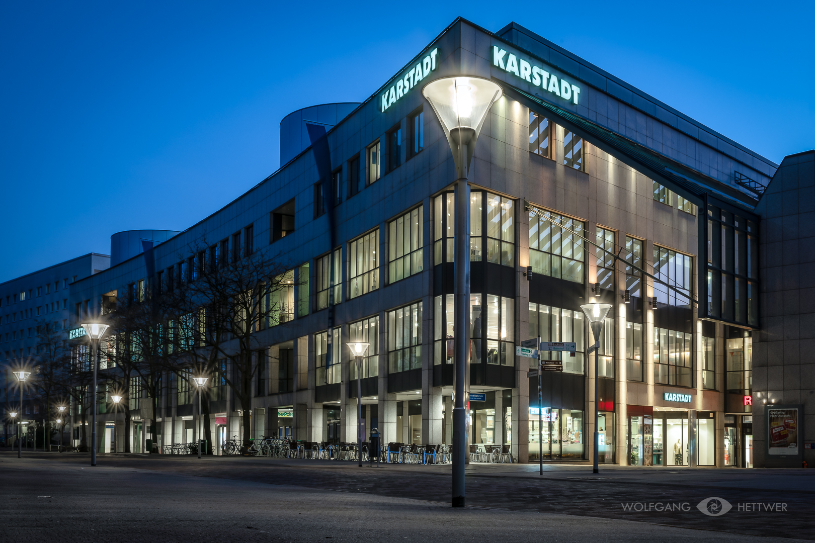 Dessauer Nachtansichten -6- Karstadt im Rathauscenter