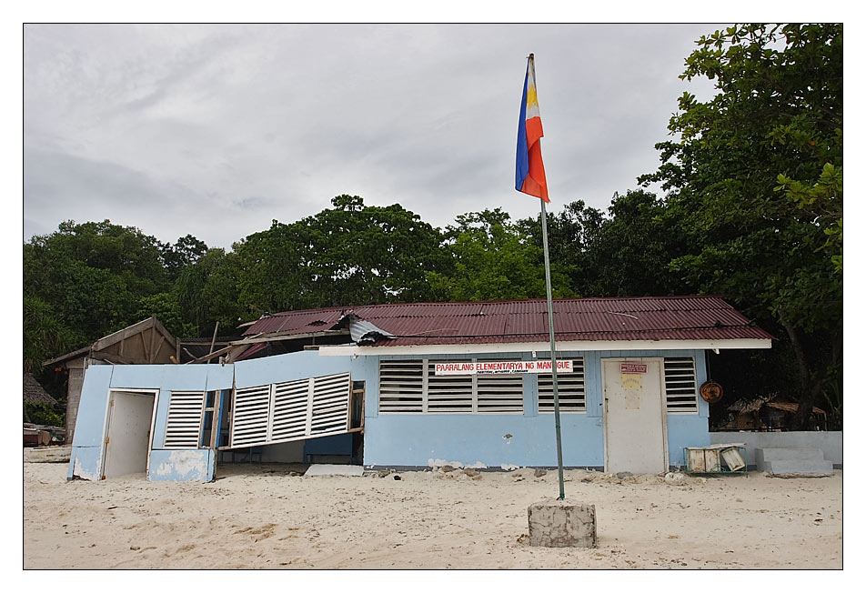 : destroyed elementary school in Mantigue Island :