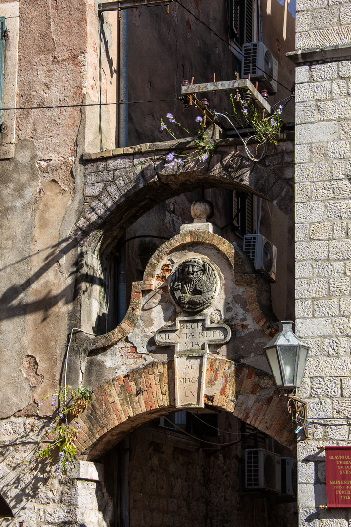 Détail architectural, dans Kotor.