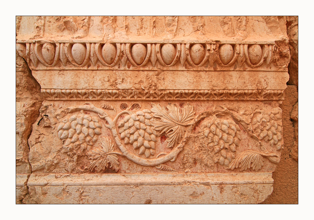 Detail aus dem Gebälk des Baaltempels in Palmyra