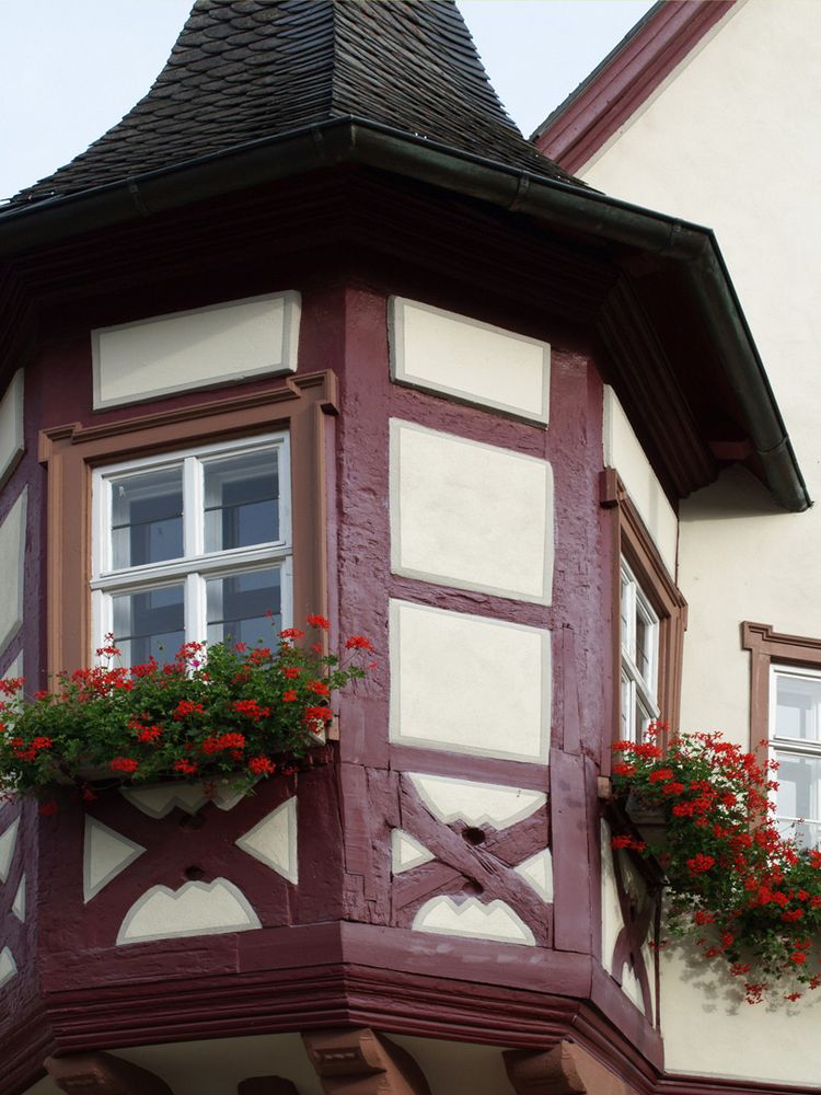 Détail de la façade de la Mairie de Markelsheim  --  Detail der Fassade des Markelsheimer Rathauses