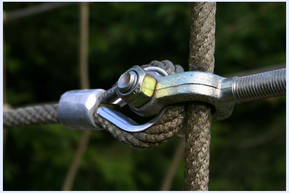 Detail der Hängebrücke.