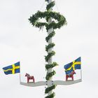 Detail der Midsommarstång oder majstång in Nusnäs in Dalarna