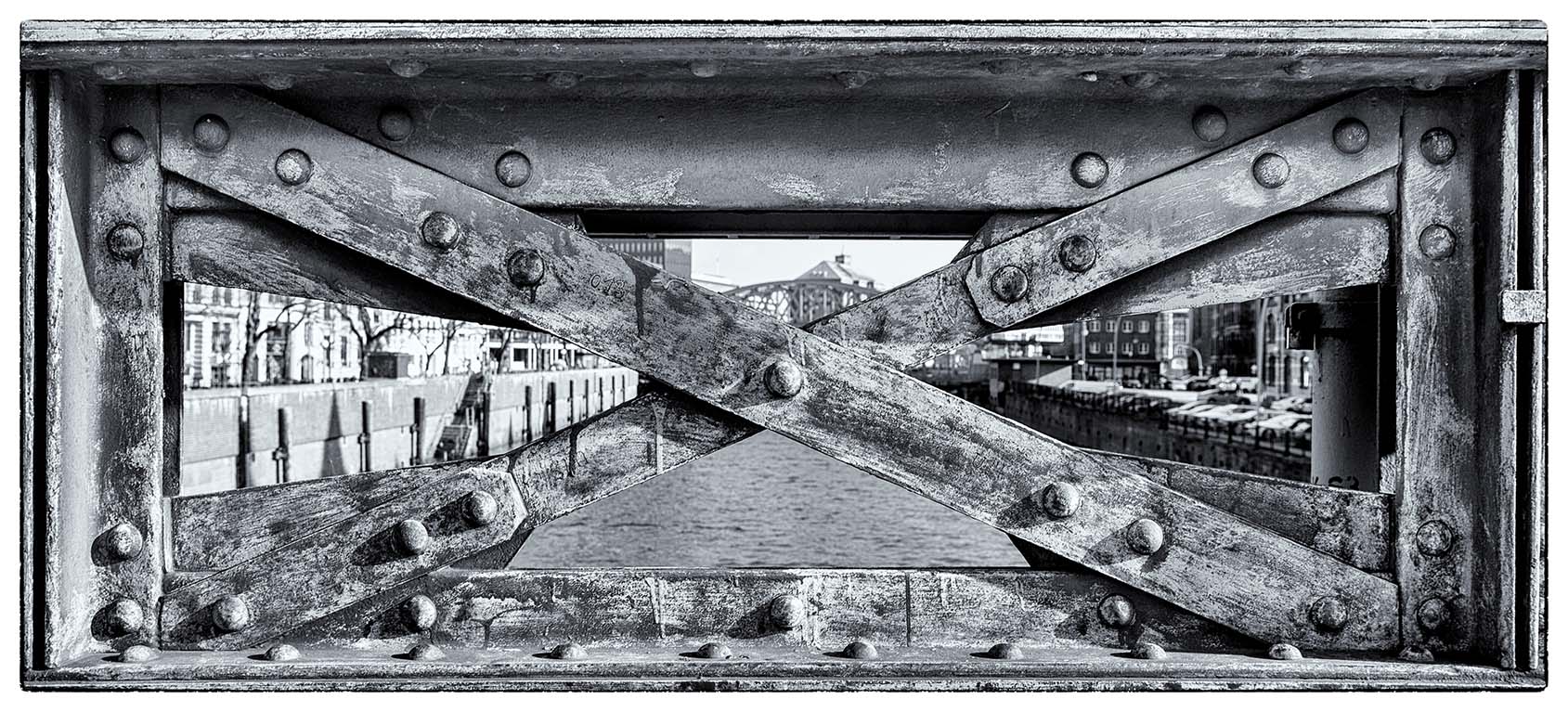 Detail des Geländers der Jungfernbrücke Hamburg #1