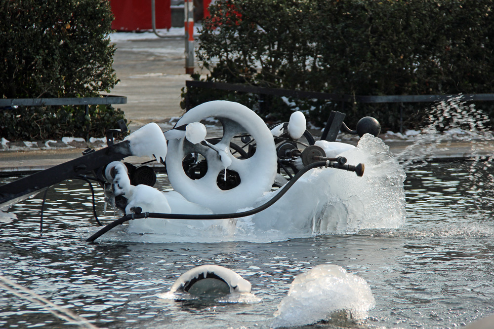 Detail des Tinguely-Brunnens in Basel