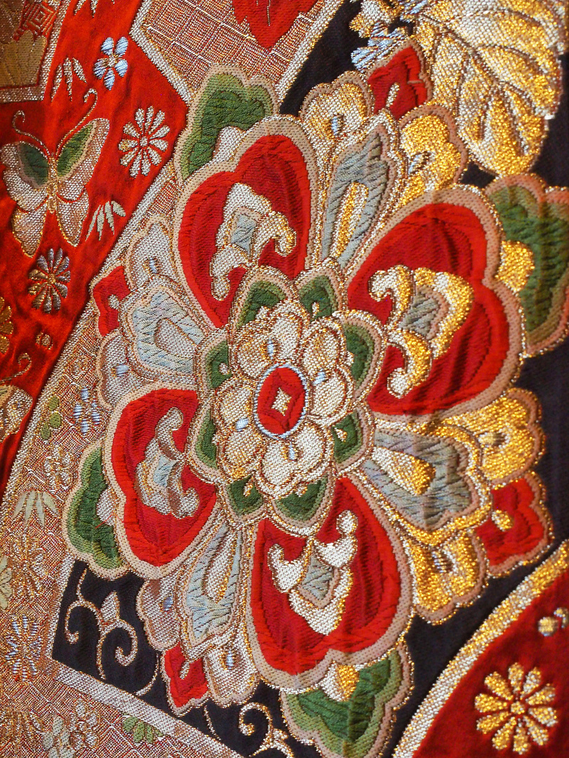 Détail d’un kimono de mariage