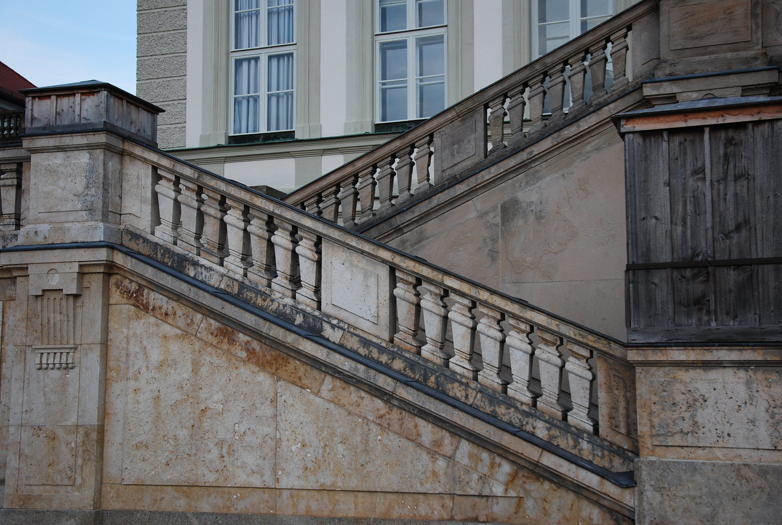 Detail einer Aussentreppe / Detail of an Outside Staircase