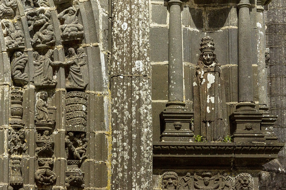 Detail Kirchenportal