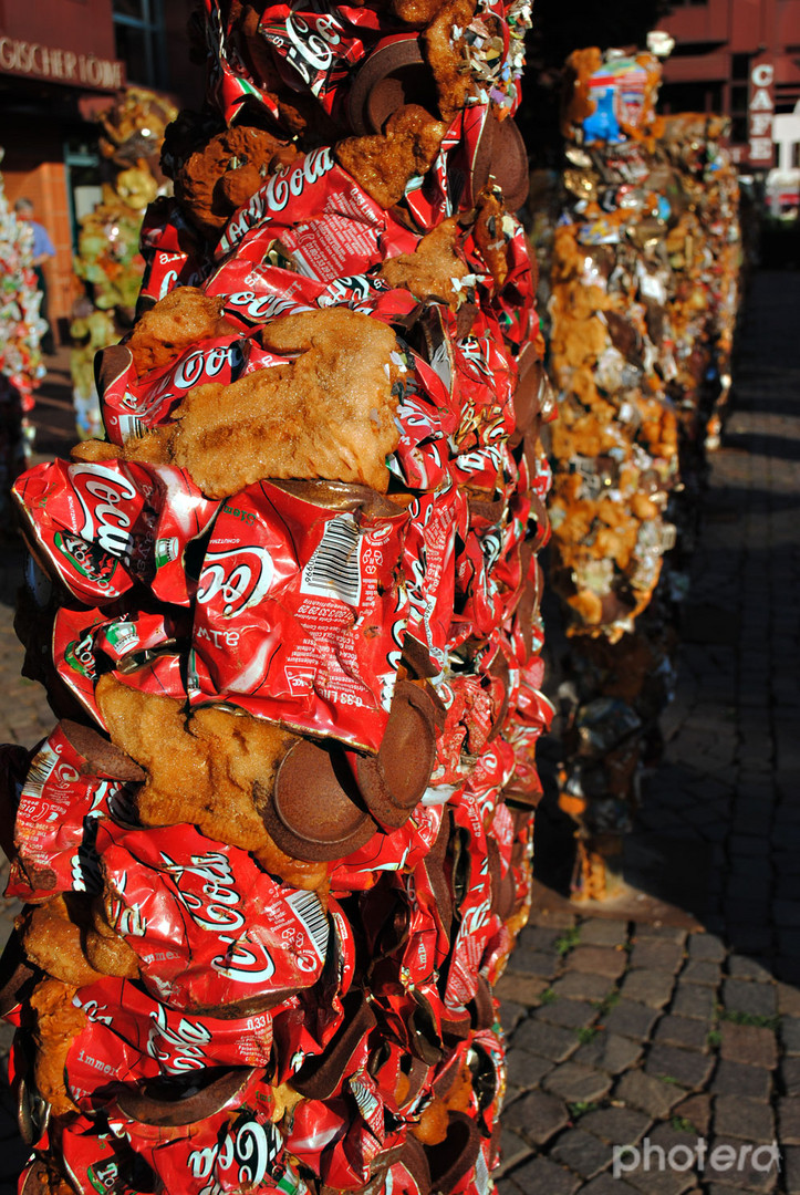 Detail "Trash People" HA Schult in Bergisch Gladbach