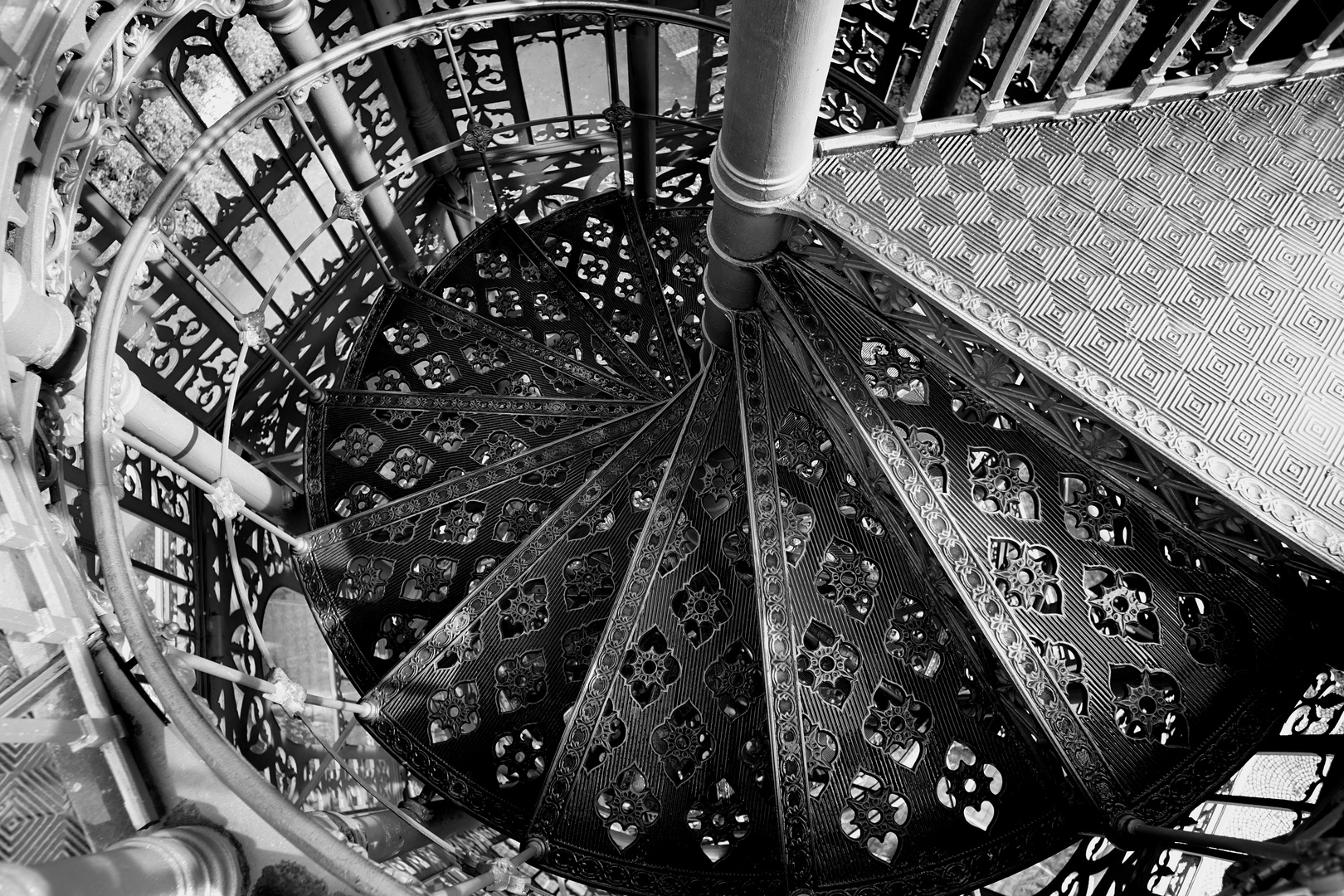 Detail Treppe  gußeiserner Turm Löbau