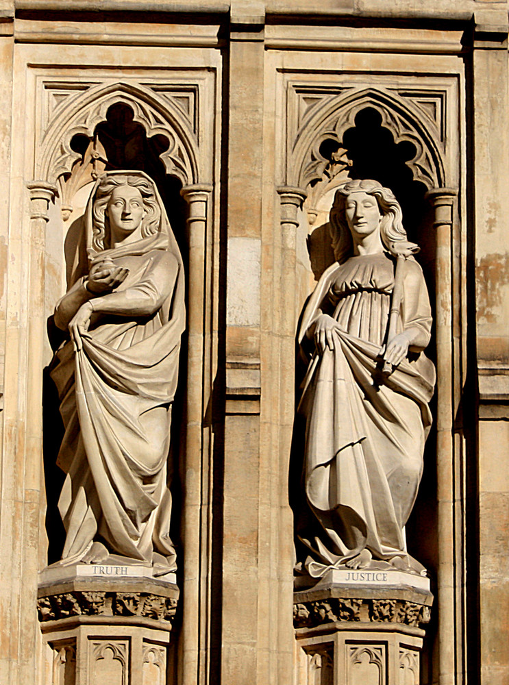 Detail Westportal der Westminster Abbey