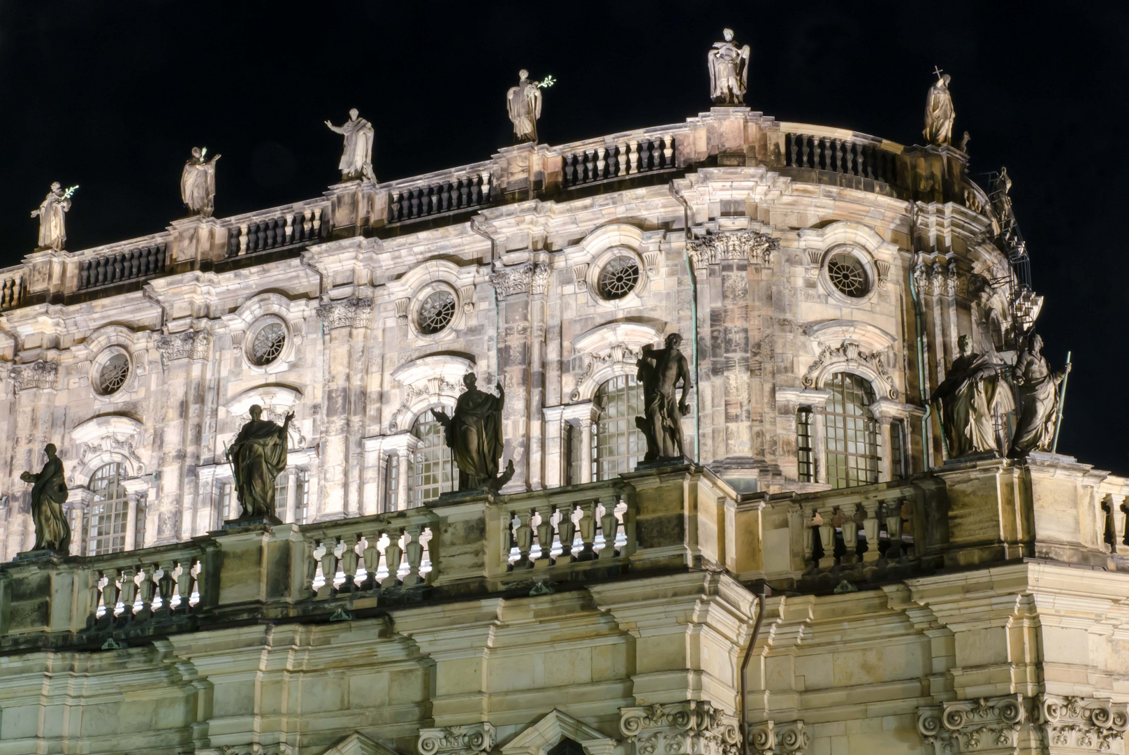 Detailaufnahme der Hofkirche zu Dresden