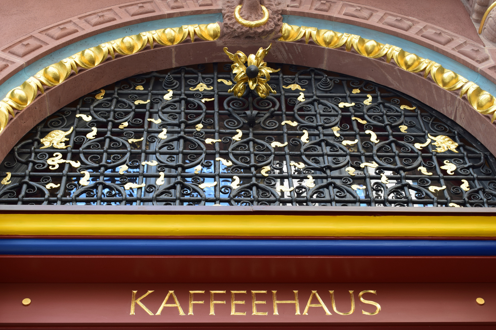 Detailaufnahme des Café zur goldenen Waage