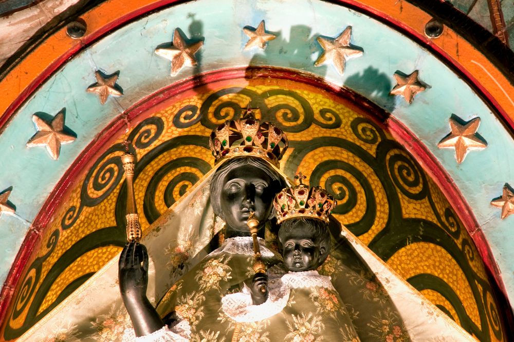Detailaufnahme: Die schwarze Jungfrau von Toulouse
