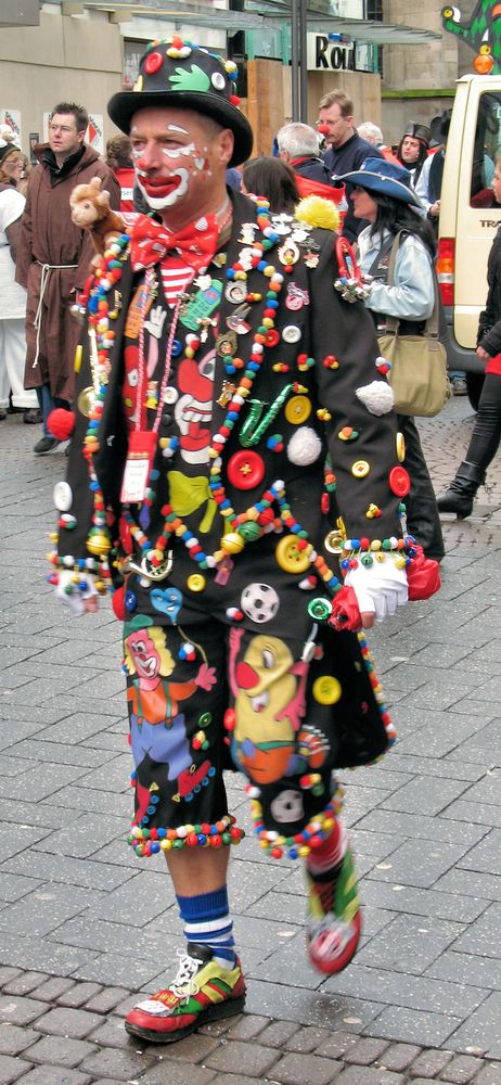 Detailreicher Jeck im Kölner Karneval