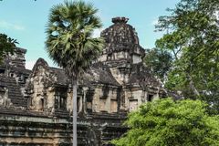 ...Details am Baphuon Tempel...