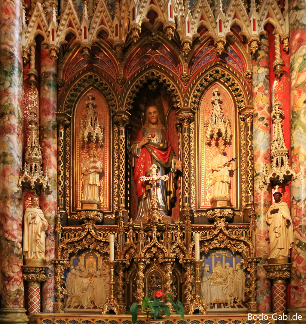 Details in der Kathedralbasilika Notre Dame 