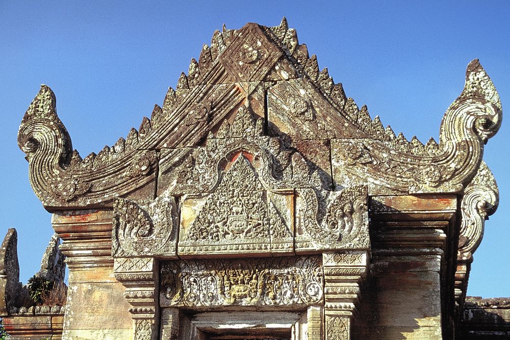 Details of the lentil carvings at Preah Vihear