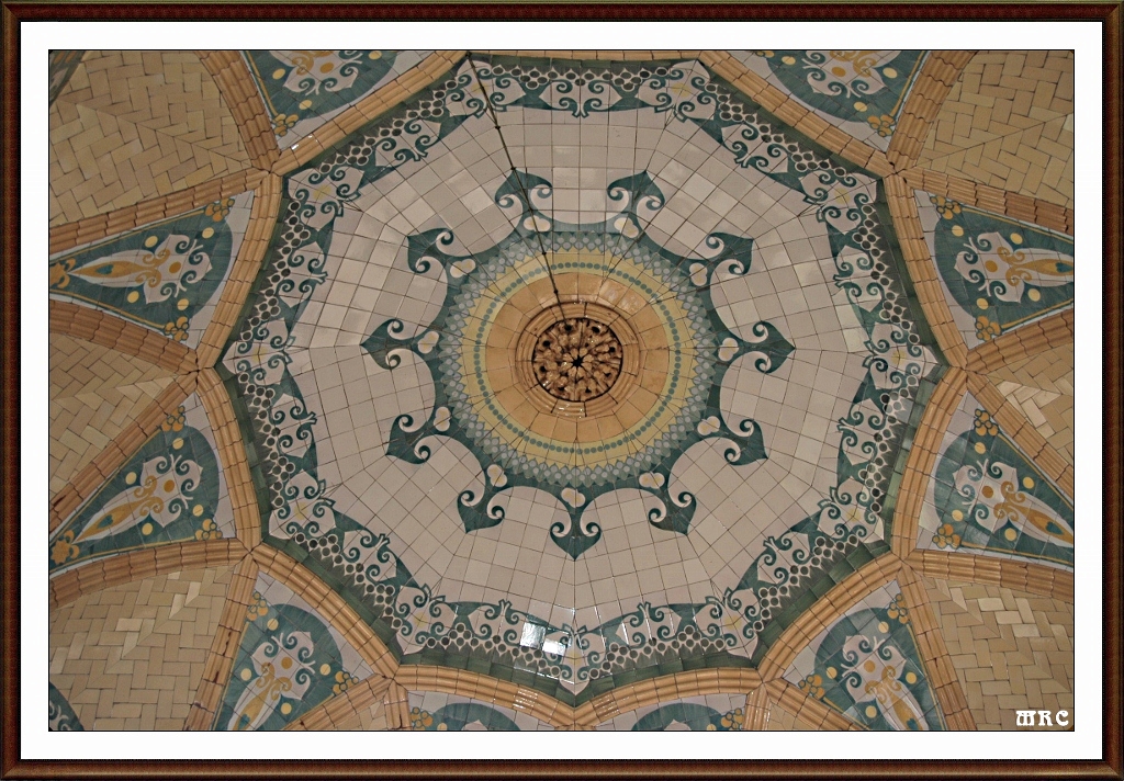 DETALLE CUPULA EN HOSPITAL DE SANT PAU DE BARCELONA