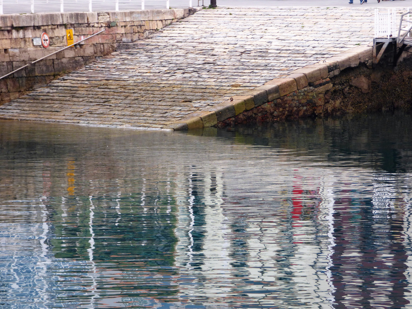 detalle puerto Gijón