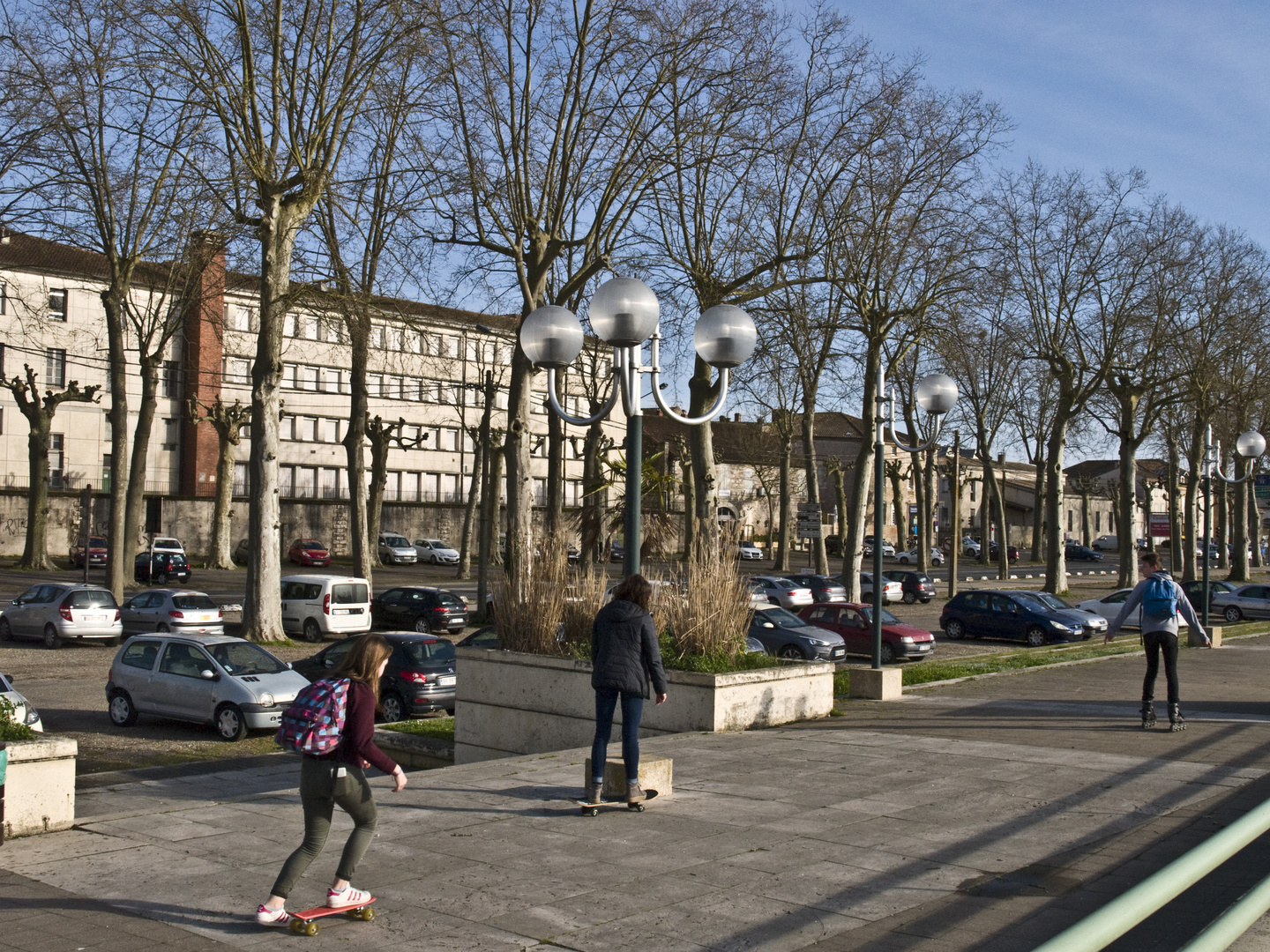 Détente après les cours en bord de Garonne