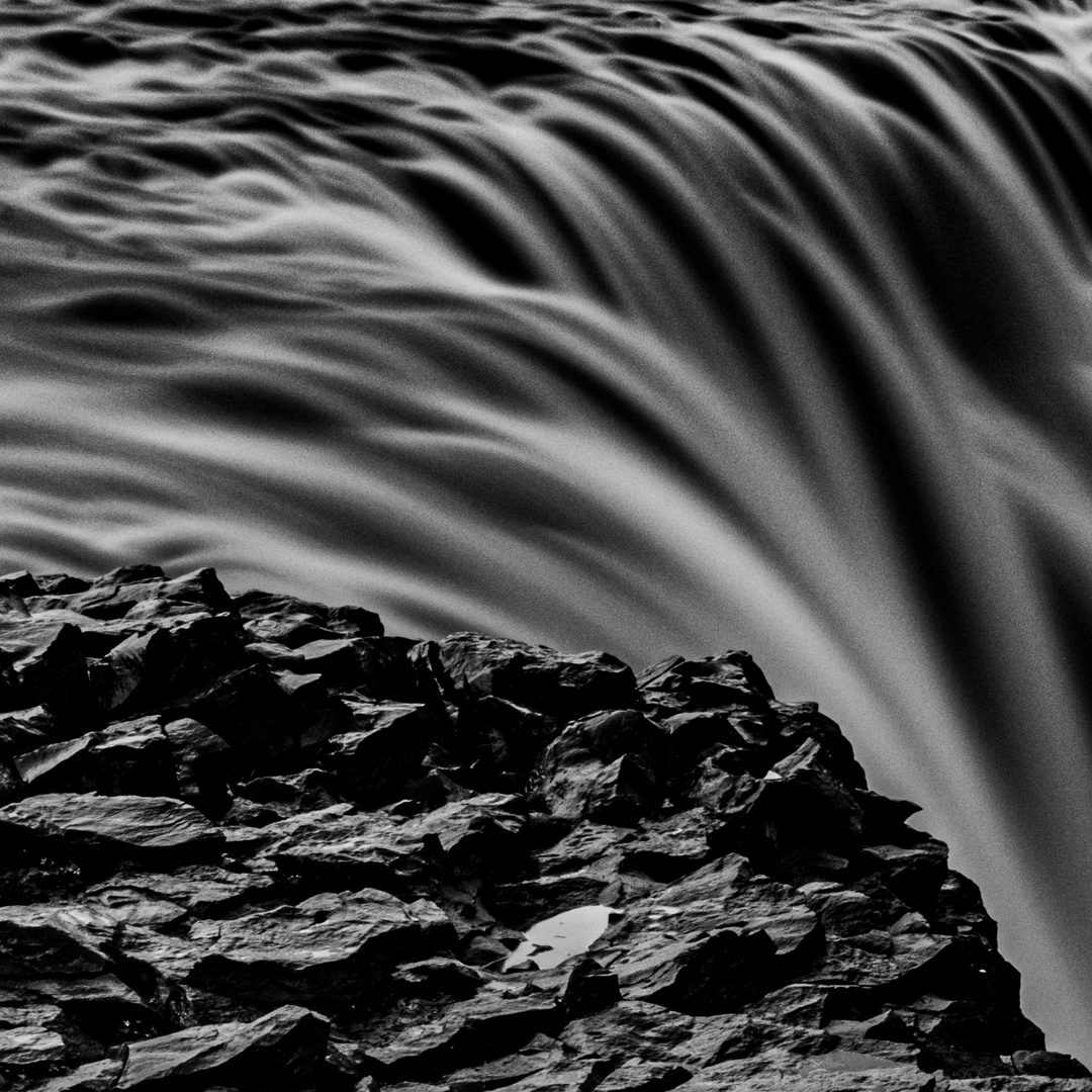 Dettifoss Island