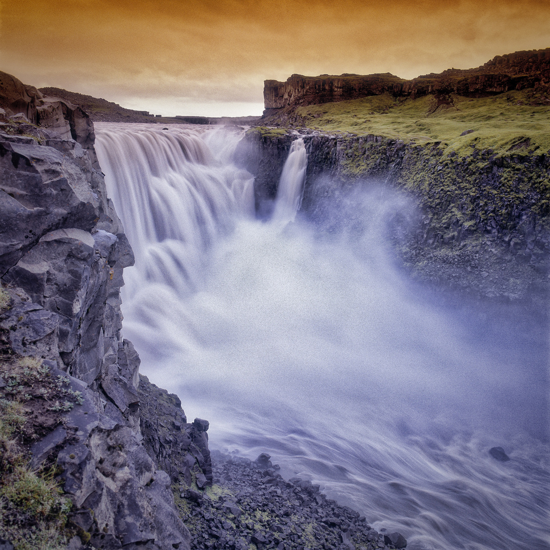 DETTIFOSS - MAL IM QUADRAT