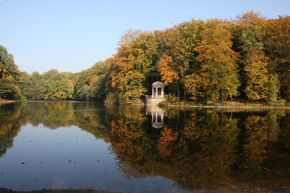 Deuß im Herbst