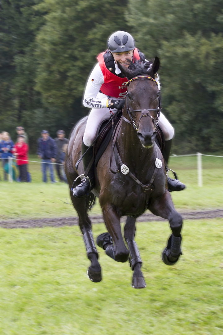 Deutlich in Führung - Ingrid Klimke in Luhmühlen 2011