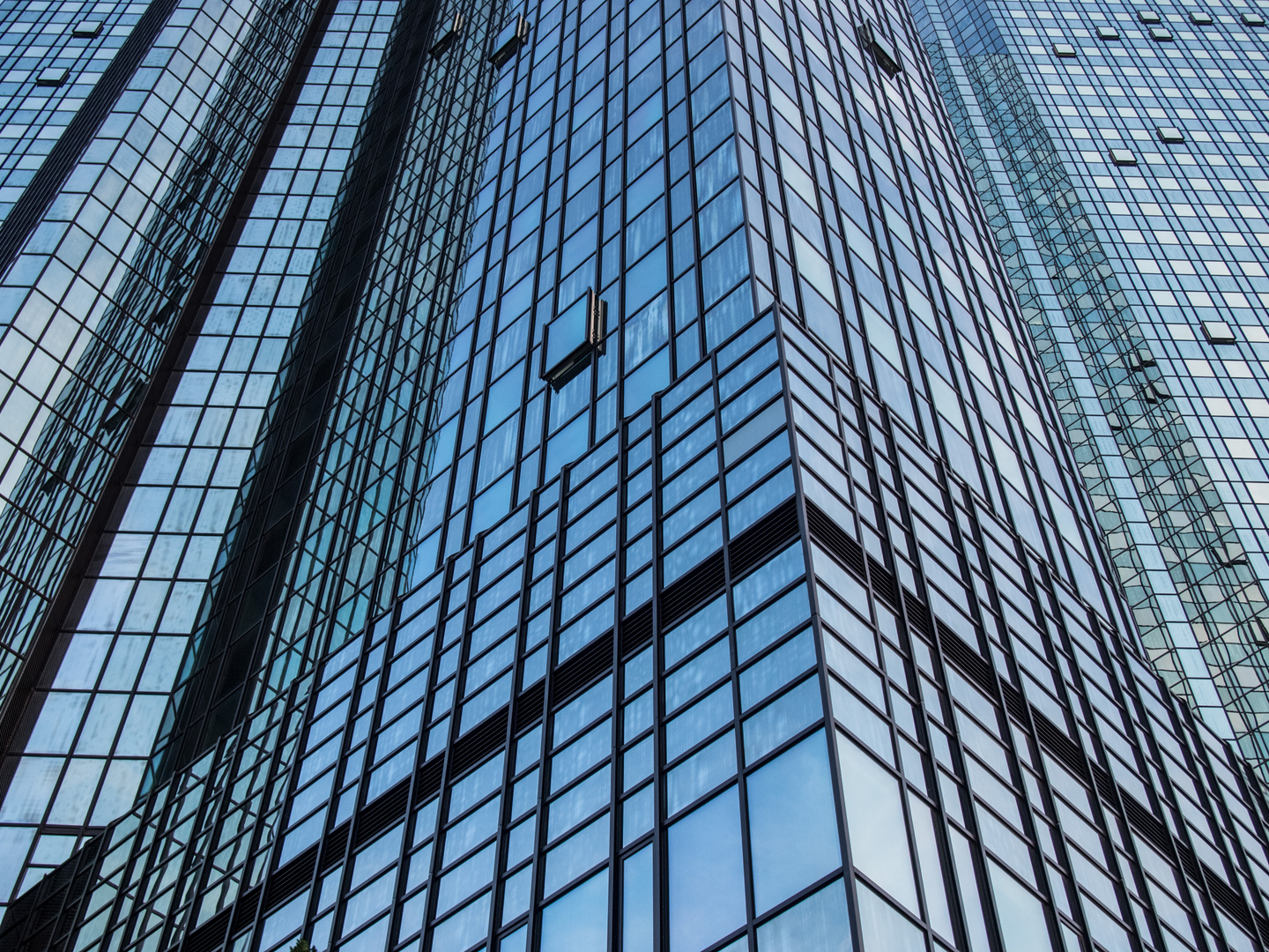 Deutsche-Bank-Tower im Frankfurter Bankenviertel