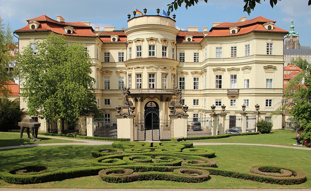 Deutsche Botschaft in Prag Foto & Bild architektur, reportage