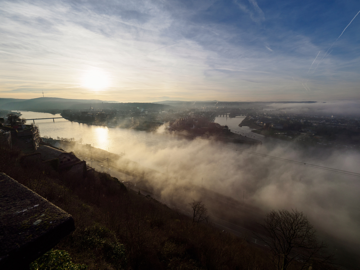 Deutsches Eck im Nebel