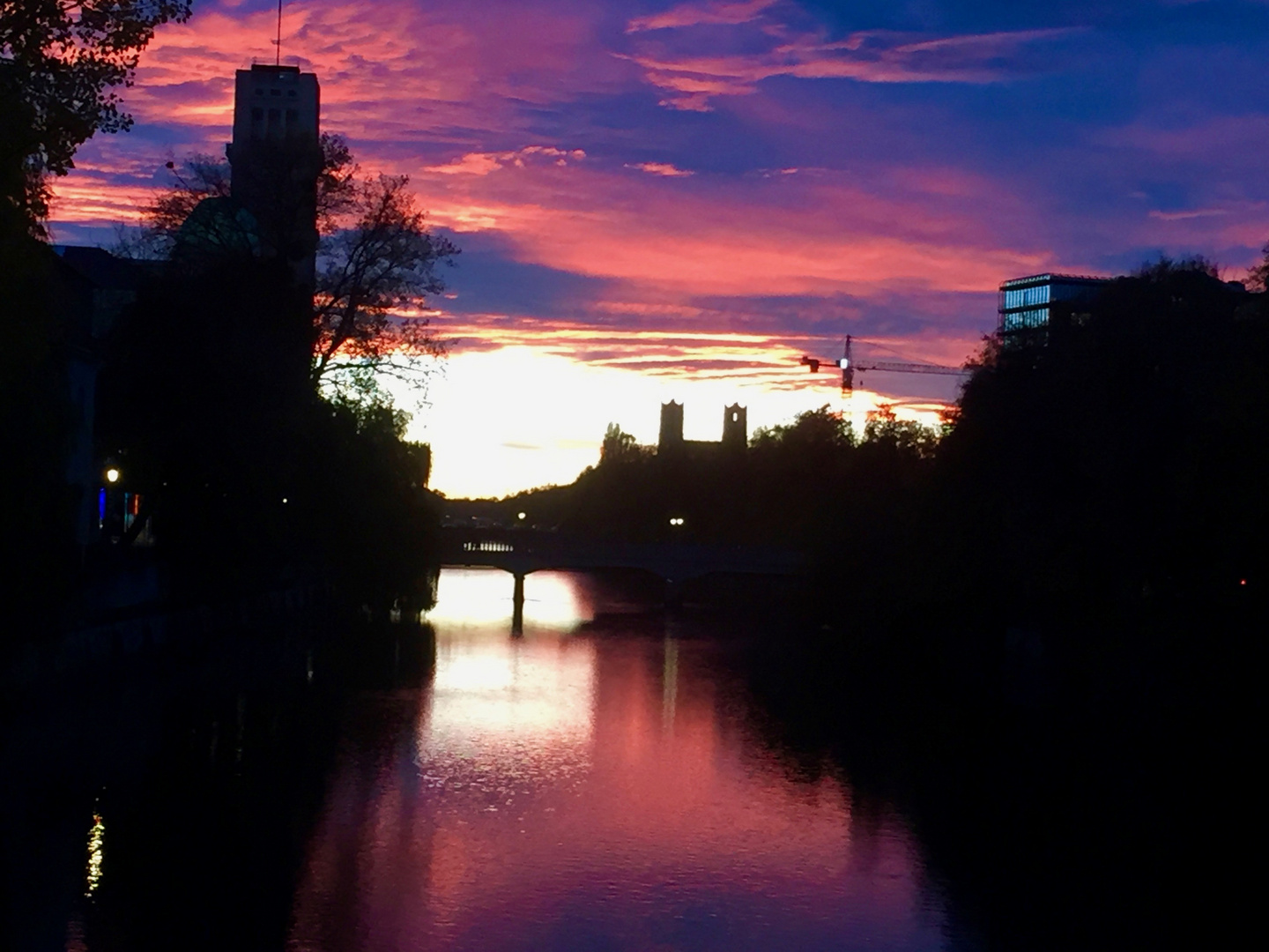 Deutsches Museum zum Sonnenuntergang mit Föhn