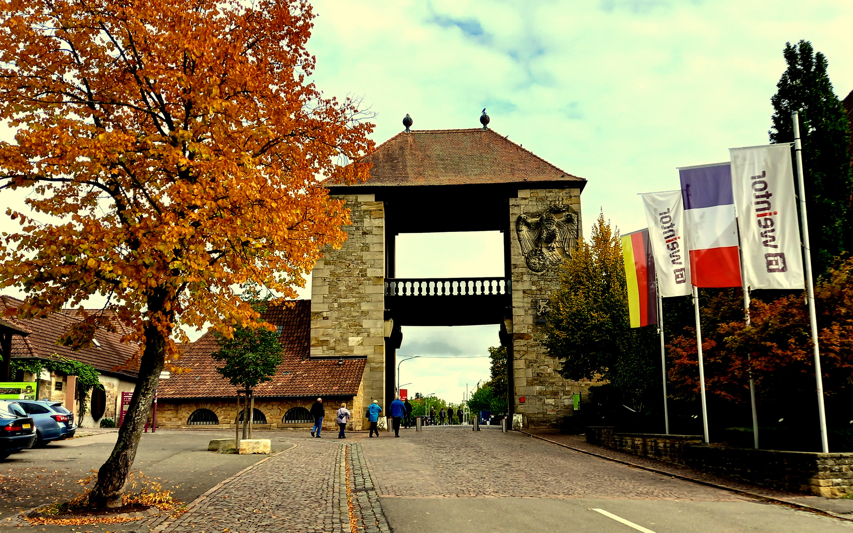 Deutsches Weintor in der Pfalz