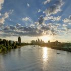 Deutschherrenbrücke Sonntag abend