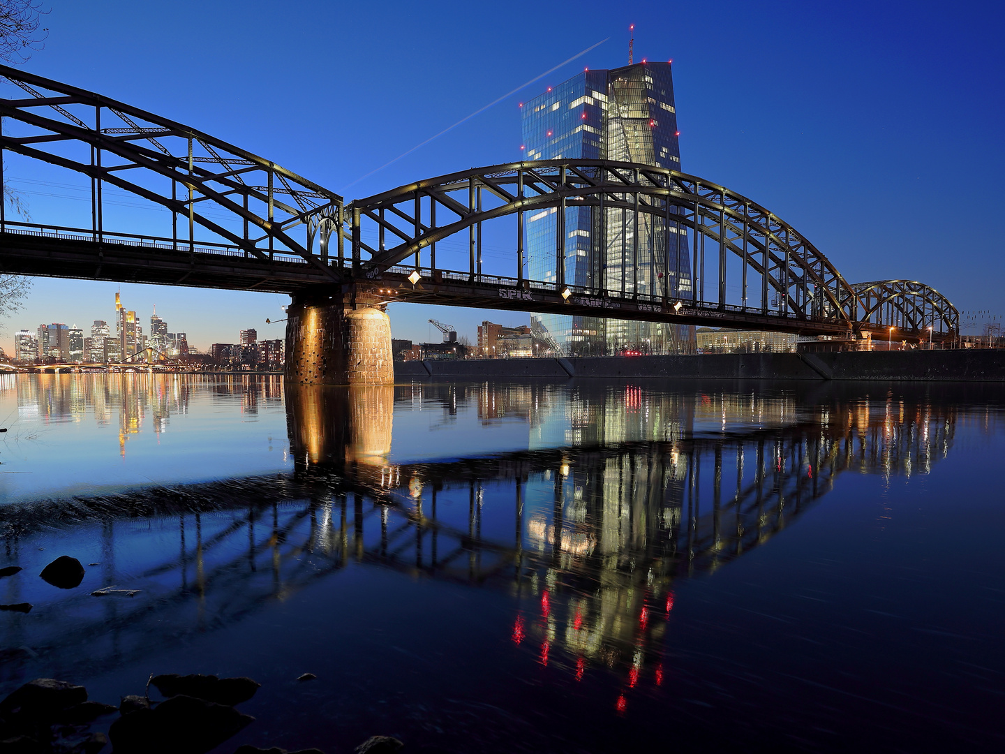 Deutschherrnbrücke vor EZB