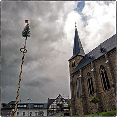 Deutschland im Quadrat - Maibaum