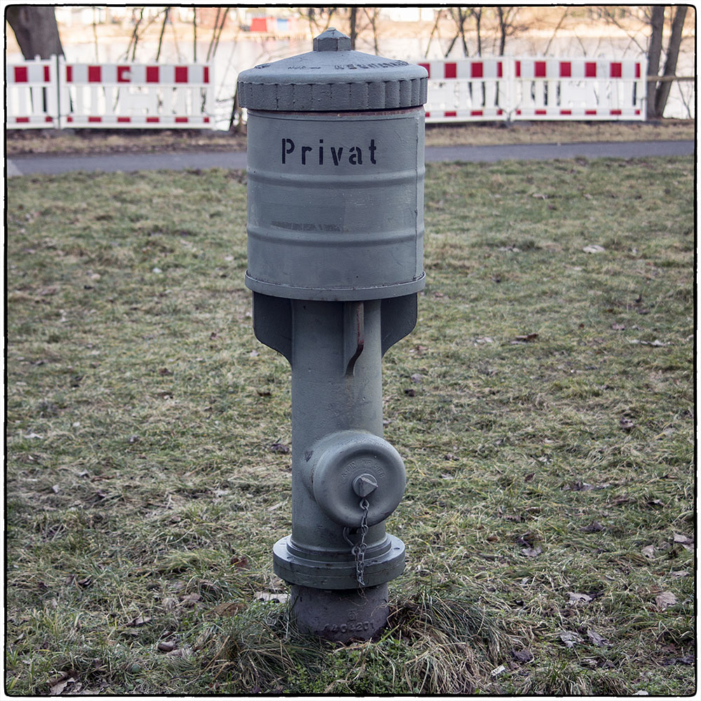 Deutschland im Quadrat - Privater Hydrant