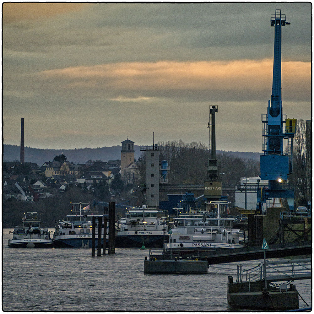 Deutschland im Quadrat - Rheinhafen