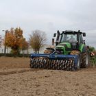 Deutz-Fahr Agrotron M640 versteckt den letzten Weizen