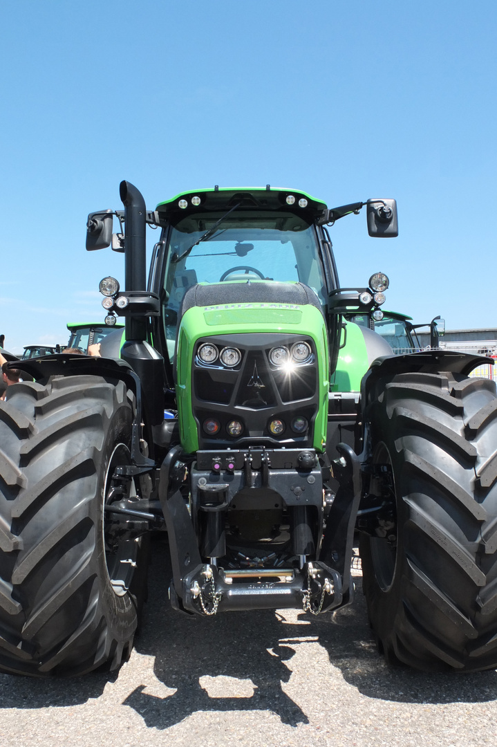 Deutz Fahr Agrotron TTV 7250