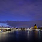 Deutzer Brücke in Köln bei Nacht