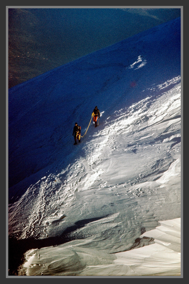 Deux alpinistes de retour de l'ascension du Mont Blanc, Chamonix