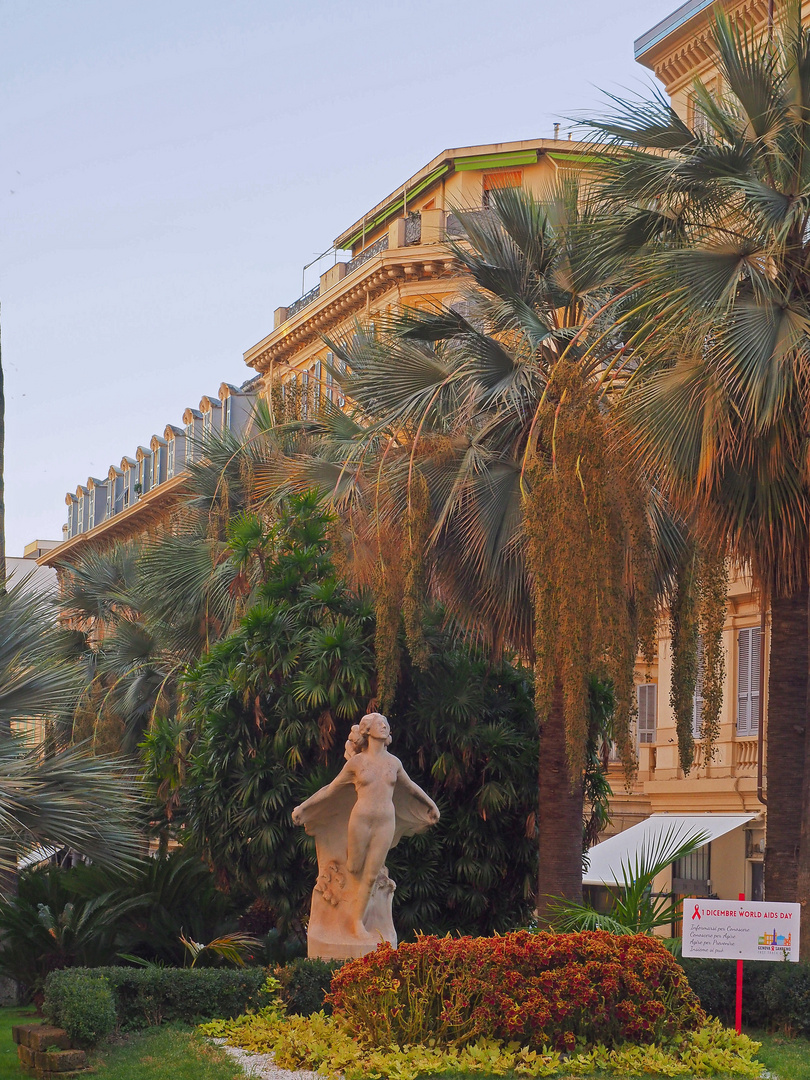 Devant le Casino de San Remo