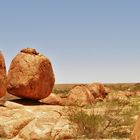 Devil Marbles en couleur.